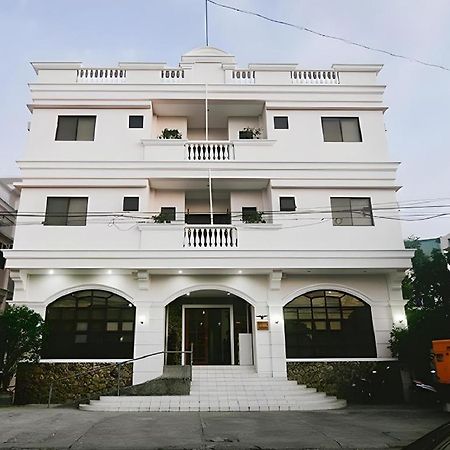 El Haciendero Private Hotel Iloilo Extérieur photo