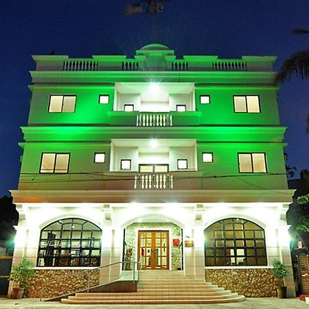 El Haciendero Private Hotel Iloilo Extérieur photo