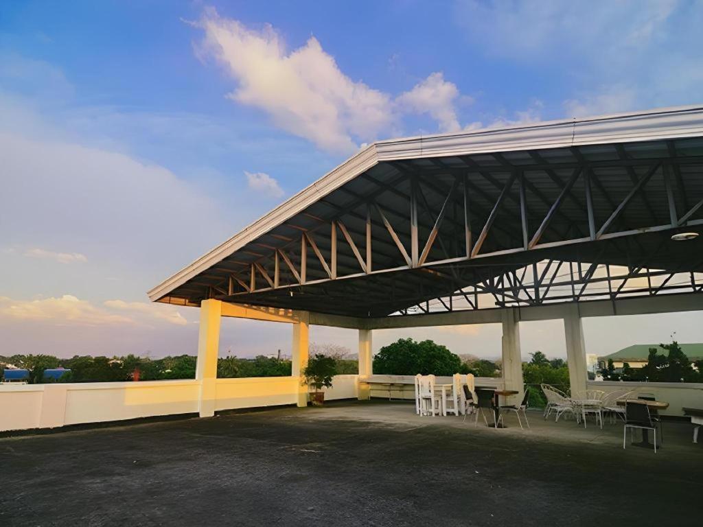 El Haciendero Private Hotel Iloilo Extérieur photo