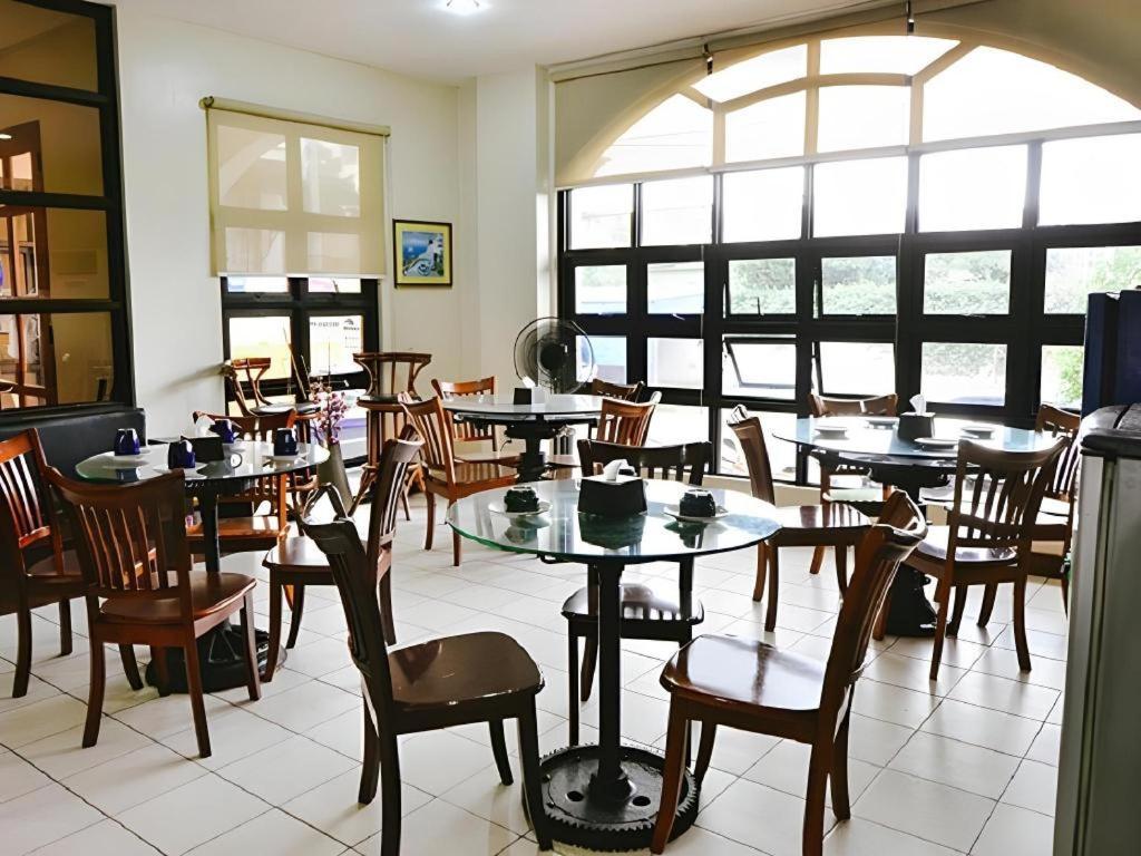 El Haciendero Private Hotel Iloilo Extérieur photo