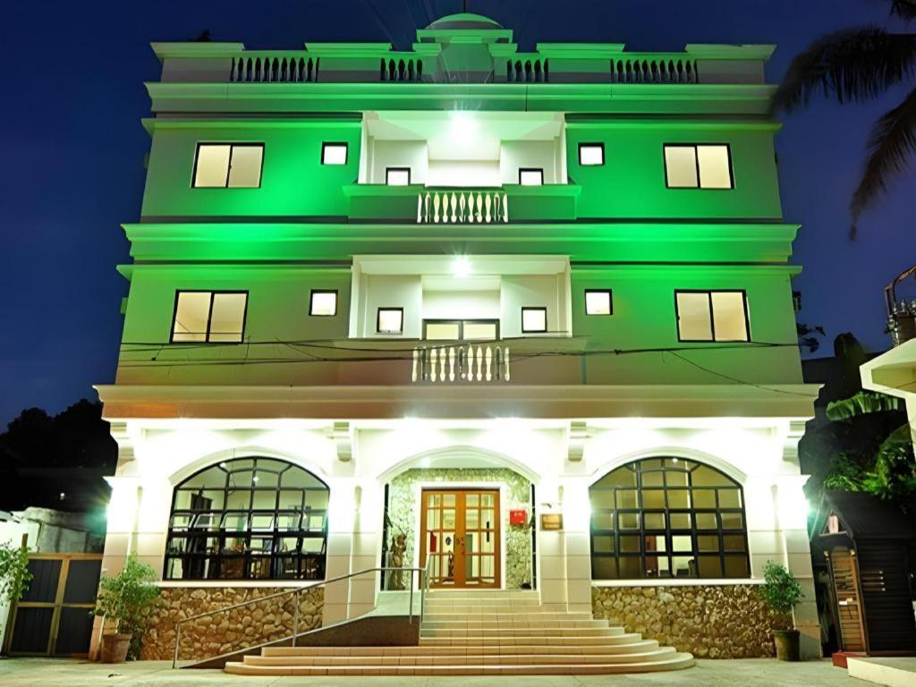 El Haciendero Private Hotel Iloilo Extérieur photo