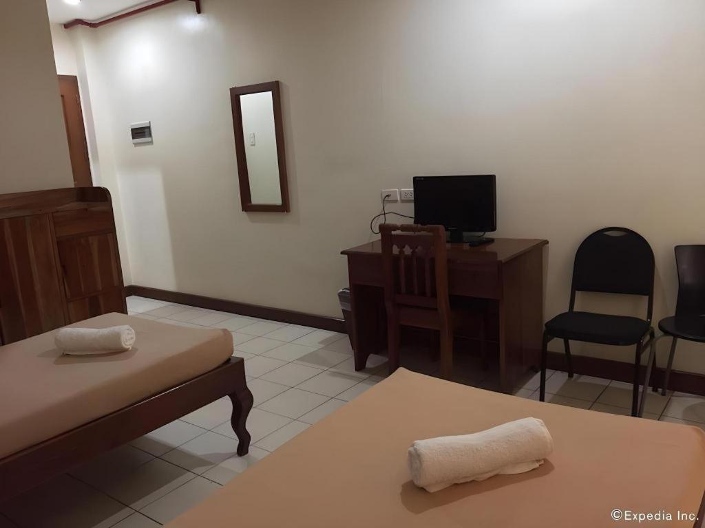 El Haciendero Private Hotel Iloilo Extérieur photo