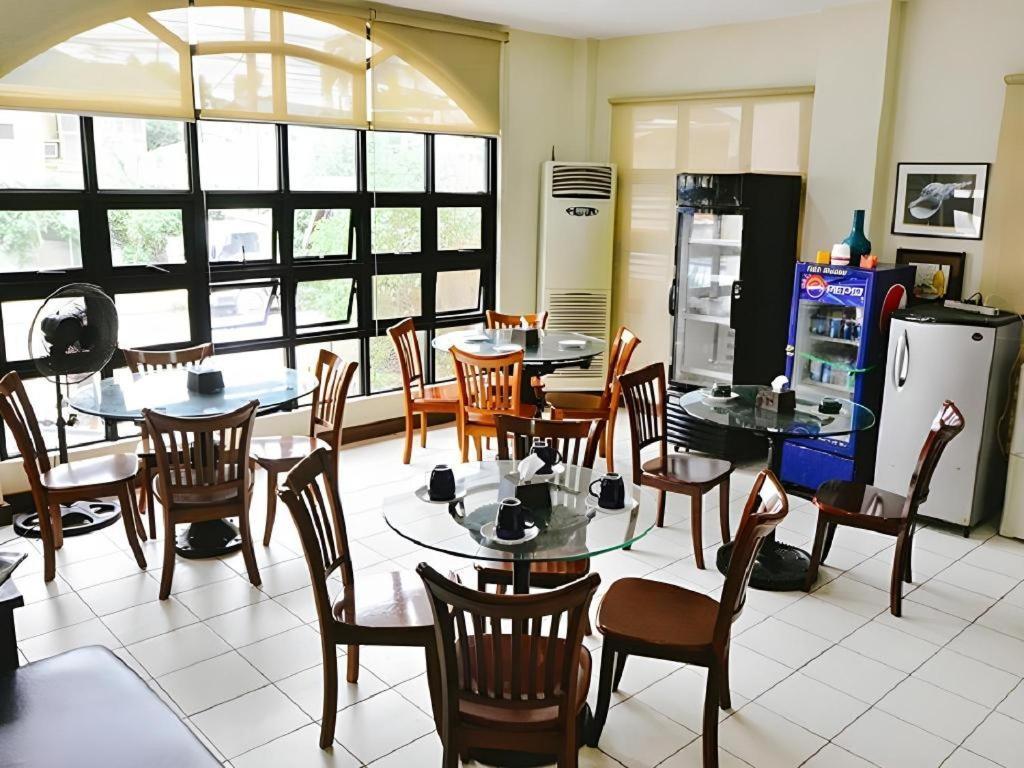 El Haciendero Private Hotel Iloilo Extérieur photo